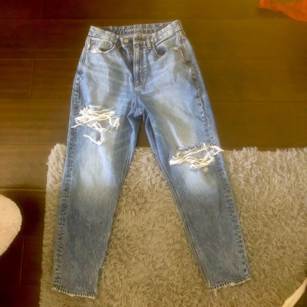 American Eagle Curvy Mom Jeans